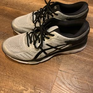 Men’s ASICS 10 1/2 Gel Kayano